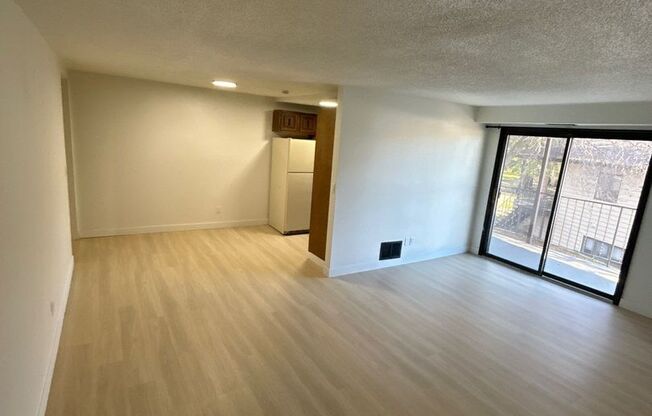 2 beds, 1 bath, 1,050 sqft, $1,050, Unit 207-201D