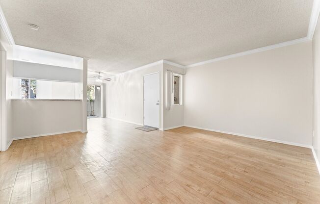 1 bed, 1 bath, 756 sqft, $2,250, Unit A102