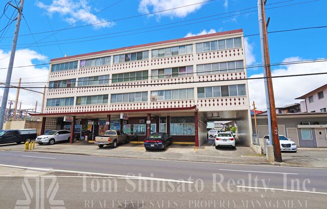 Studio, 1 bath, 265 sqft, $1,300, Unit 206