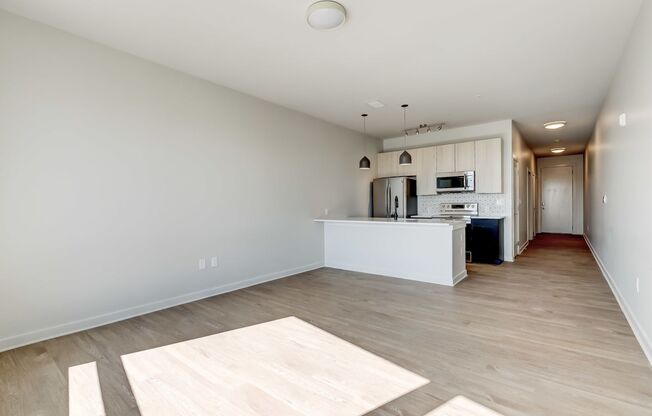 1 bed, 1 bath, 500 sqft, $1,675, Unit 404