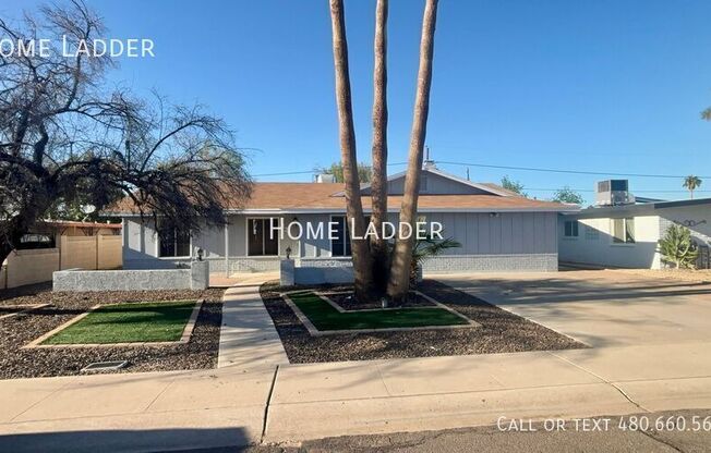 1128 E Broadmor Drive