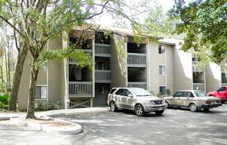 2BR/2BA Condo in Treehouse Village - AVAILABLE EARLY AUGUST 2024!