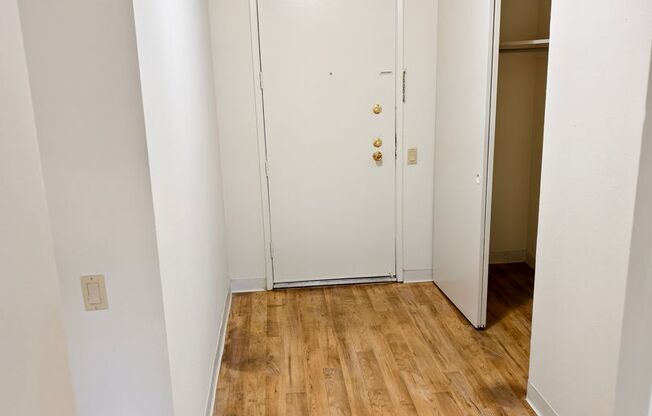 1 bed, 1 bath, 531 sqft, $1,600, Unit 161122