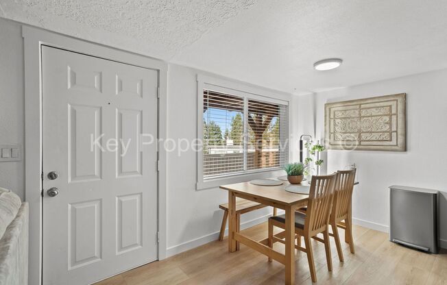 Updated Lakeshore Area Condo