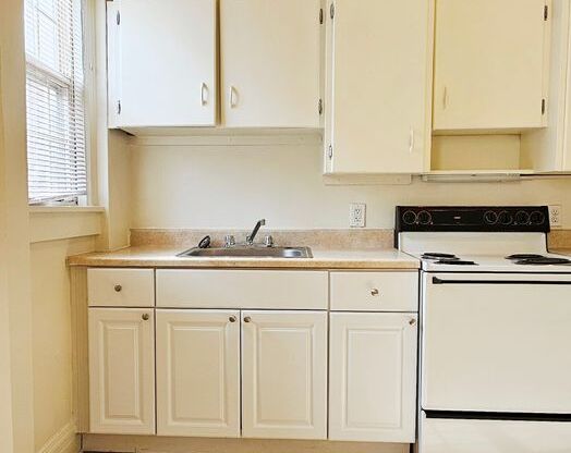 1 bed, 1 bath, 550 sqft, $1,500, Unit 111