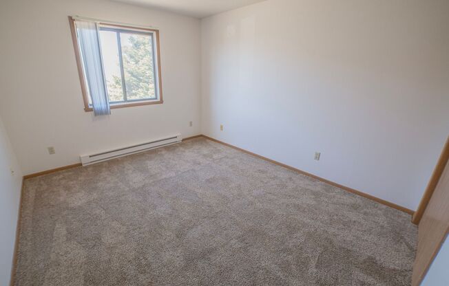2 beds, 1 bath, 815 sqft, $750, Unit 4416-203