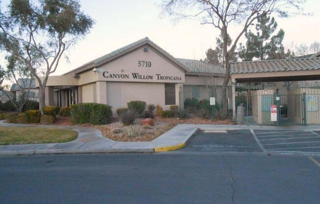 2 beds, 2 baths, $1,375
