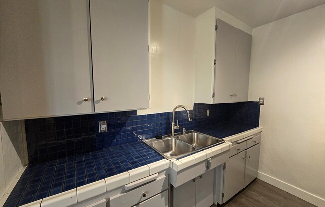 1 bed, 1 bath, 560 sqft, $2,250