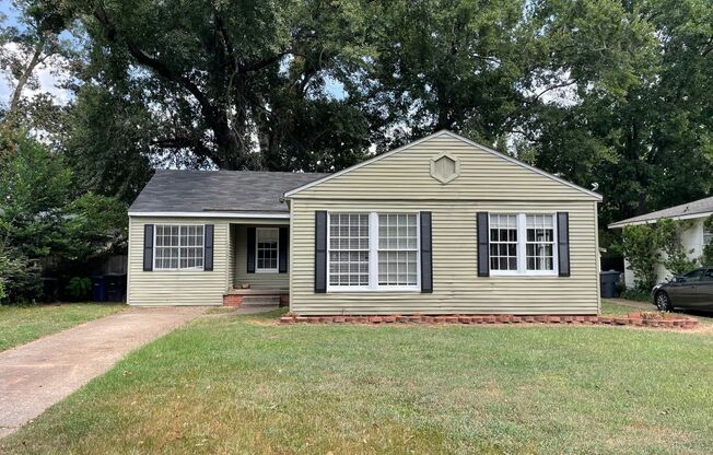 Broadmoor Home, 3 Beds, 2 Baths