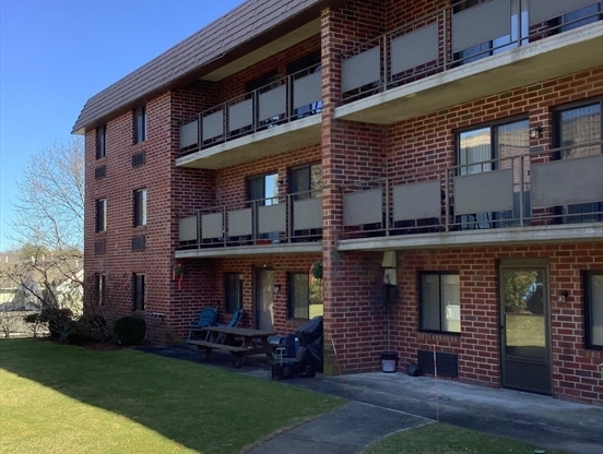 1 bed, 1 bath, 780 sqft, $1,995, Unit 512