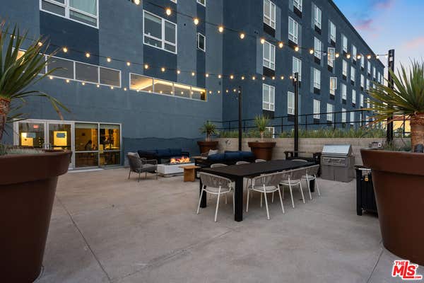 Studio, 1 bath, 537 sqft, $2,300, Unit 822