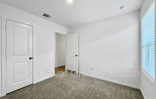 6019 STANDPIPER LOOP