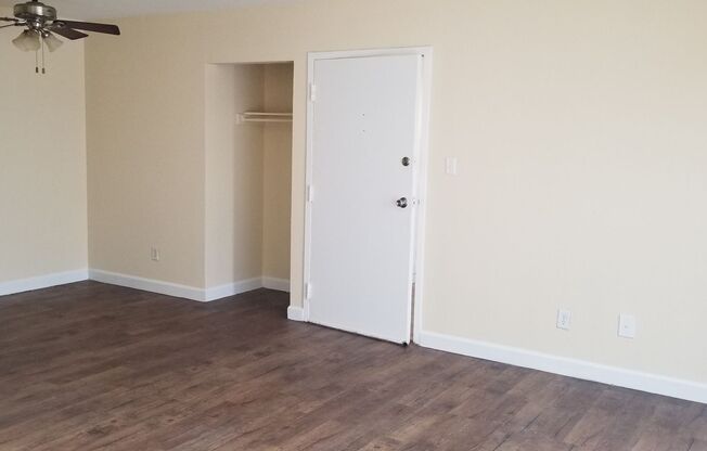 2 beds, 1 bath, 825 sqft, $775