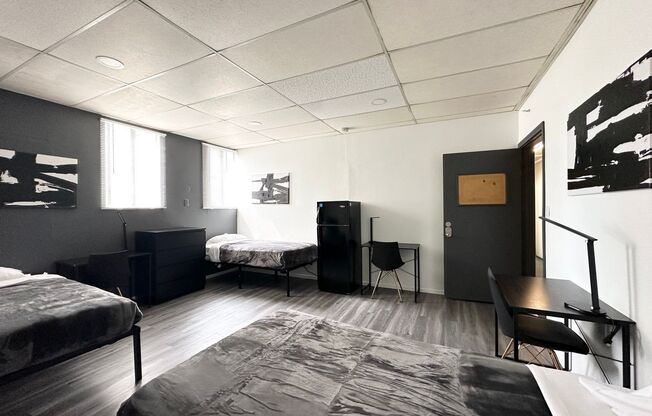 14 beds, 2 baths, 171 sqft, $995, Unit Room 312 - 312 - B