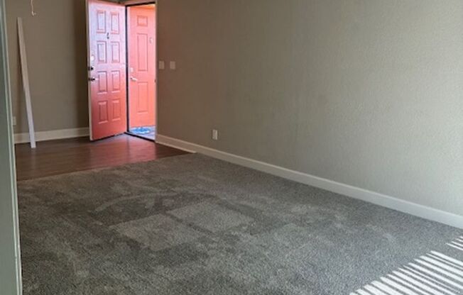 2 beds, 1.5 baths, 1,085 sqft, $1,356, Unit CA 5155-201