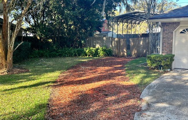 4345 Gran Meadows Ln S