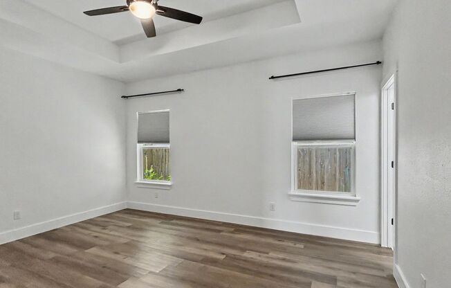 Modern 3-Bedroom Home Near Downtown