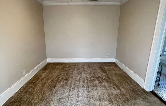 Beautiful 2/2 2nd floor unit for rent on 2nd street at Jacksonville Beach!