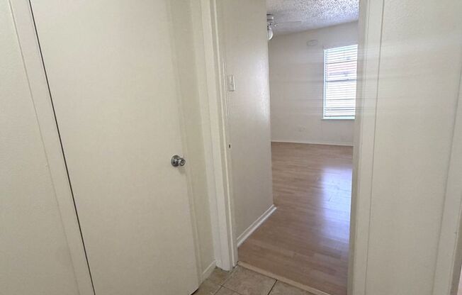 2 beds, 2 baths, 900 sqft, $1,399, Unit LAW7-213