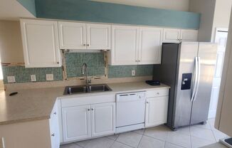 2 beds, 2 baths, $1,995, Unit #205