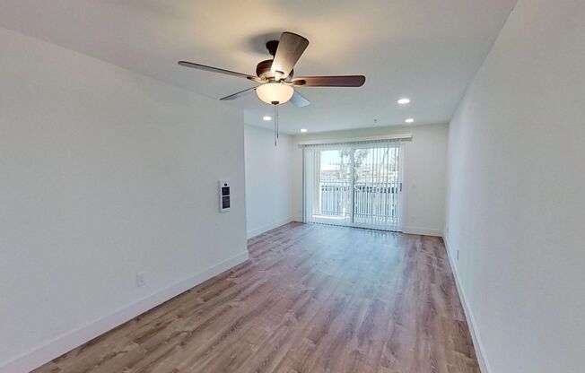 1 bed, 1 bath, 640 sqft, $2,095, Unit 301