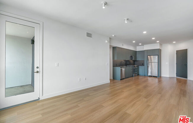 2 beds, 2 baths, 1,060 sqft, $4,995, Unit 232