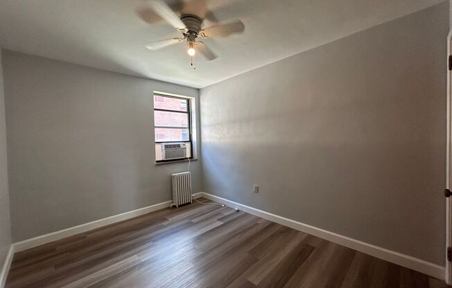 3 beds, 1 bath, 1,000 sqft, $2,190, Unit 6224 Fifth Ave. #216F