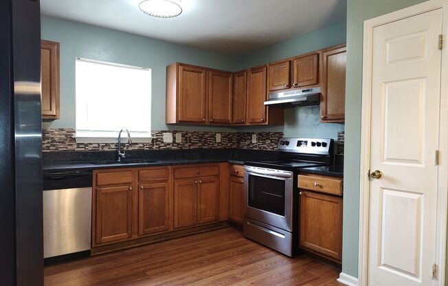 Cozy, 2 story Home located in the  PeachTree Hills community!
