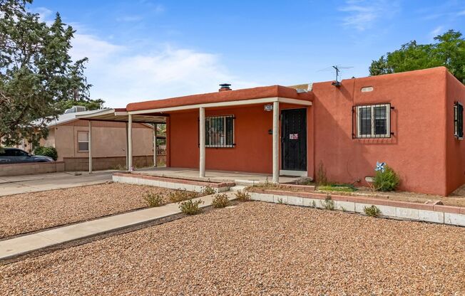 **Available October 8** Unfurnished | 2 Bed / 1 Bath | NE Albuquerque | Close to KAFB and Sandia Labs