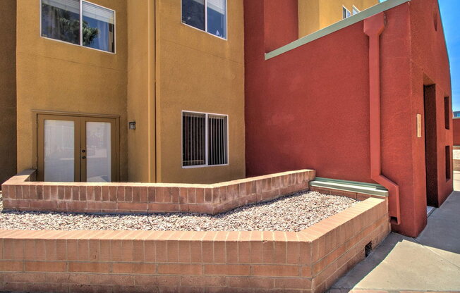 2 beds, 2 baths, 1,095 sqft, $1,600, Unit 140