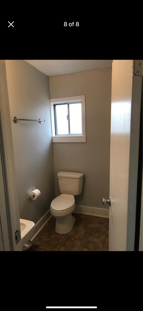 Cozy 2 bedroom in Central!