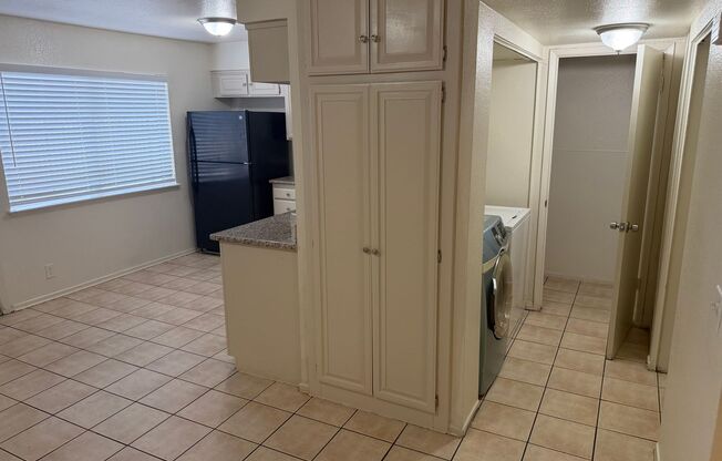 4 Bedroom 1.5 Bathroom Cheyenne & Civic Center