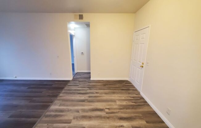 1 bed, 1 bath, 700 sqft, $1,995, Unit 102