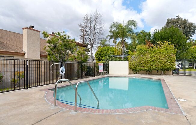 Savanna Villa Apartment Homes