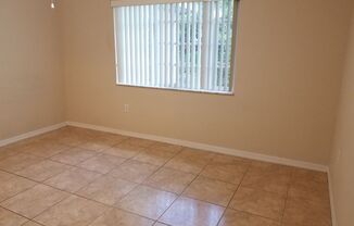 3/2 located in Central Cape Coral