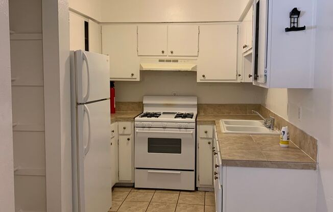 1 bed, 1 bath, 500 sqft, $725, Unit Unit 20
