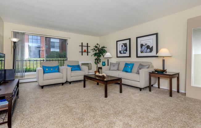 Forest Park - Apartment Living in Rocky Hill, CT