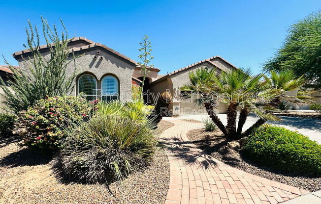 2720 E HAZELTINE WAY