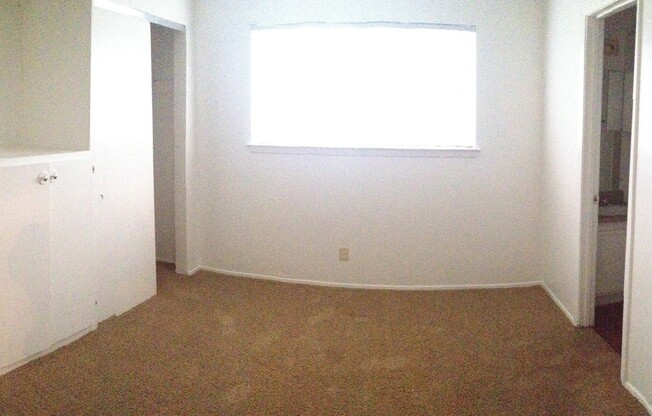 1 bed, 1 bath, 550 sqft, $735, Unit 1027