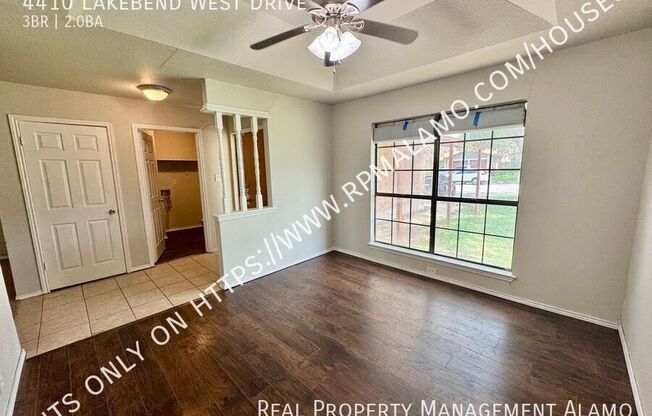 4410 LAKEBEND W DR