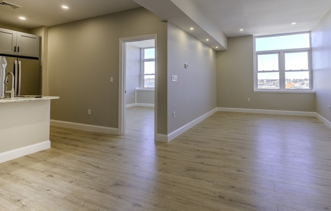 340 MAIN ST