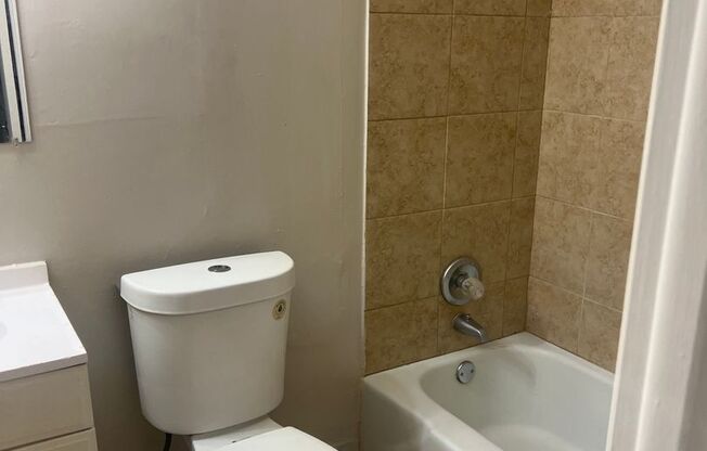 1 bed, 1 bath, 650 sqft, $1,200, Unit 101