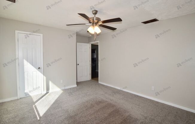 2 beds, 1 bath, $1,000