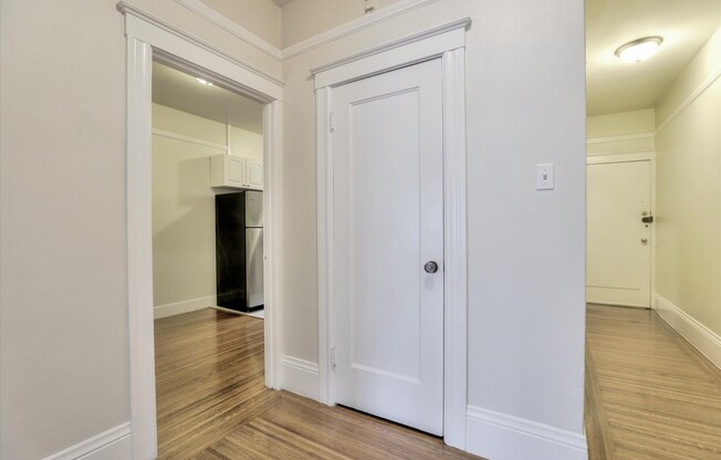 1304 Lombard Street Apartments