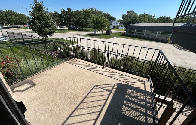 2 beds, 1 bath, 875 sqft, $1,075, Unit 10719-6