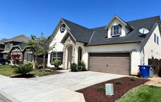 4 Bed-2.5 Bath, Garage, 2 Story House - (2,697 Square Feet Of A Beautiful Home!)