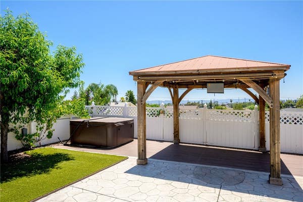 8337 VALECREST DR