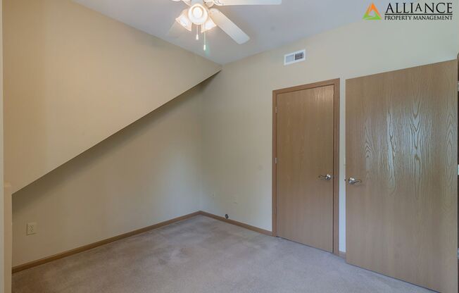 1 bed, 1 bath, 613 sqft, $820, Unit 102