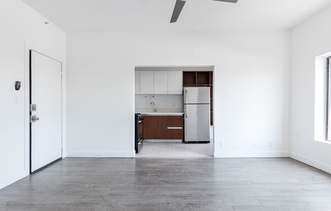 1 bed, 1 bath, 700 sqft, $1,750, Unit 201