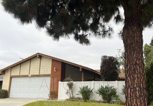 542 PIERPONT DR